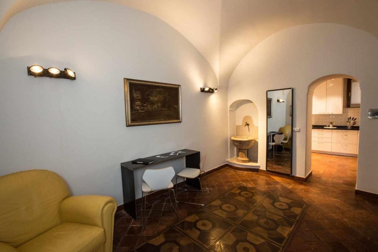 Historical Apartment In The Center Of Gravedona - Larihome A02 Eksteriør billede