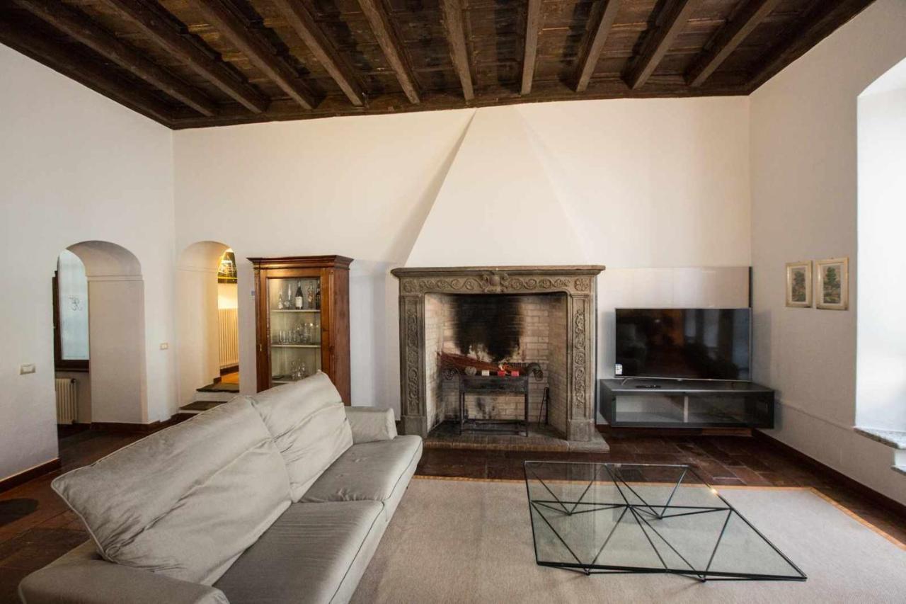 Historical Apartment In The Center Of Gravedona - Larihome A02 Eksteriør billede