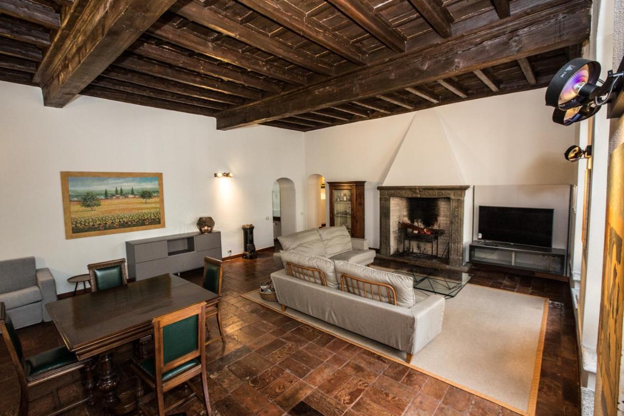 Historical Apartment In The Center Of Gravedona - Larihome A02 Eksteriør billede