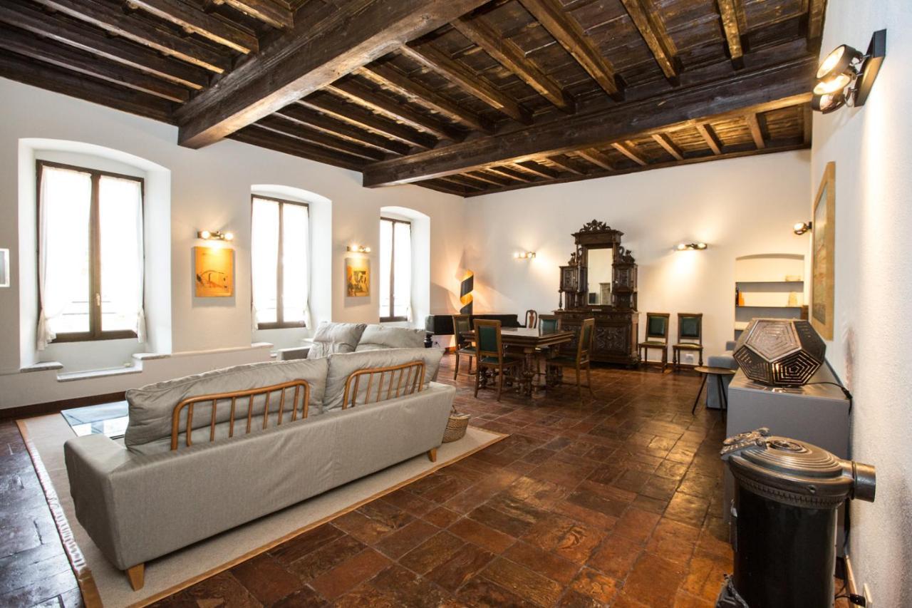 Historical Apartment In The Center Of Gravedona - Larihome A02 Eksteriør billede