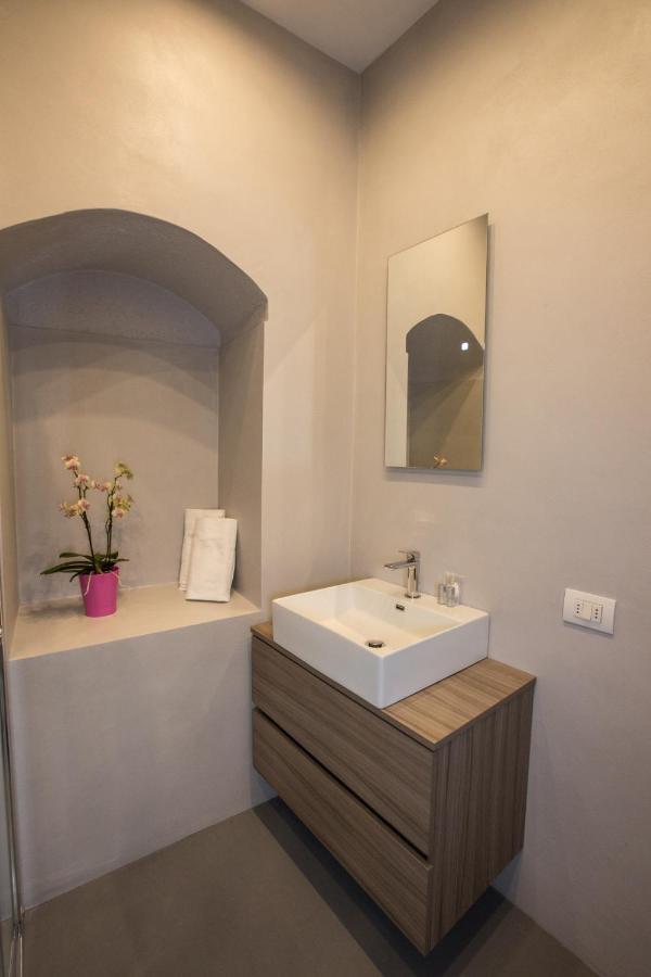 Historical Apartment In The Center Of Gravedona - Larihome A02 Eksteriør billede